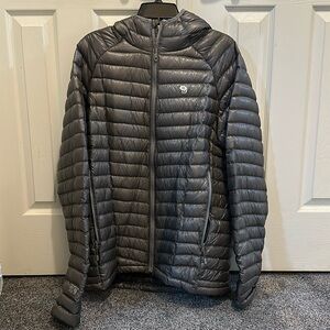 Men’s Mountain Hardware Ghost Whisperer Jacket XL
